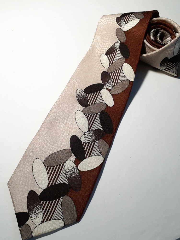 Vintage Valentino Rudy Art Deco Silk Necktie